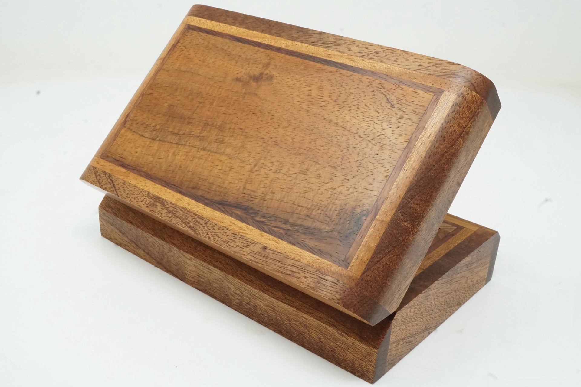 Hawaiian Koa Top with Sapele Sides - Okrant Wood