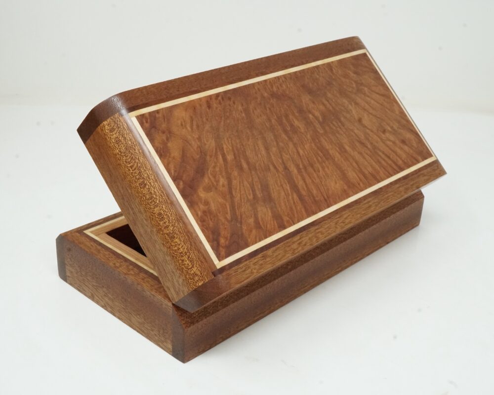 Redwood Burl Top with Sapele Sides